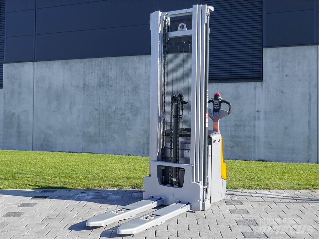 Still EXV 14i Ročni električni viličar