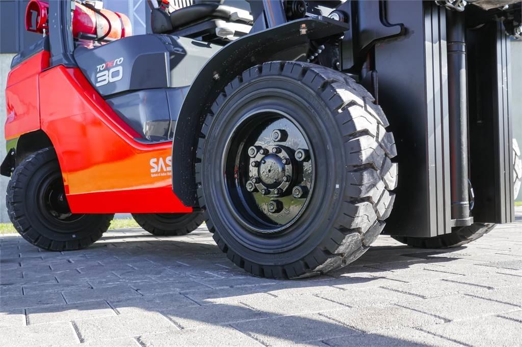 Toyota 02-8FGF30 Plinski viličarji