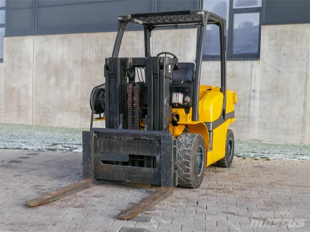 Yale GDP 40VX6 V2471 Dizelski viličarji