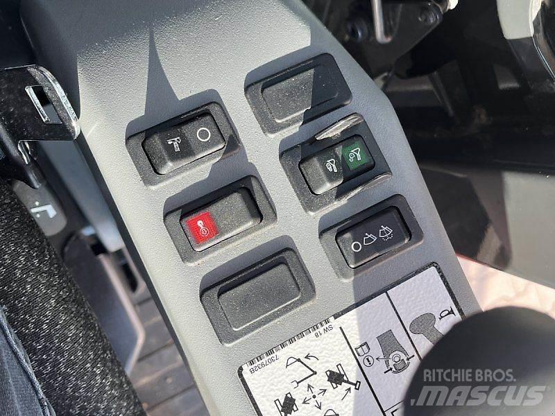 Bobcat E88 Drugo