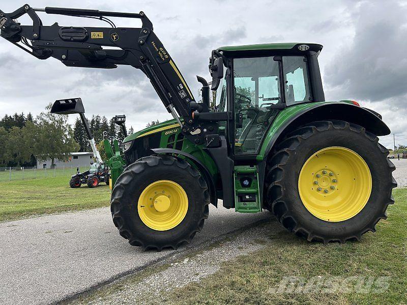 John Deere 6120M Traktorji