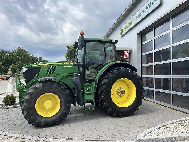 John Deere 6250R Traktorji