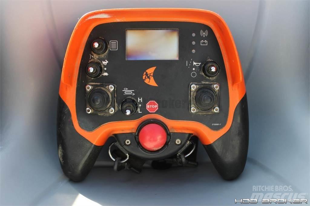 Ditch Witch JT24 Oprema za vodoravno smerno vrtanje
