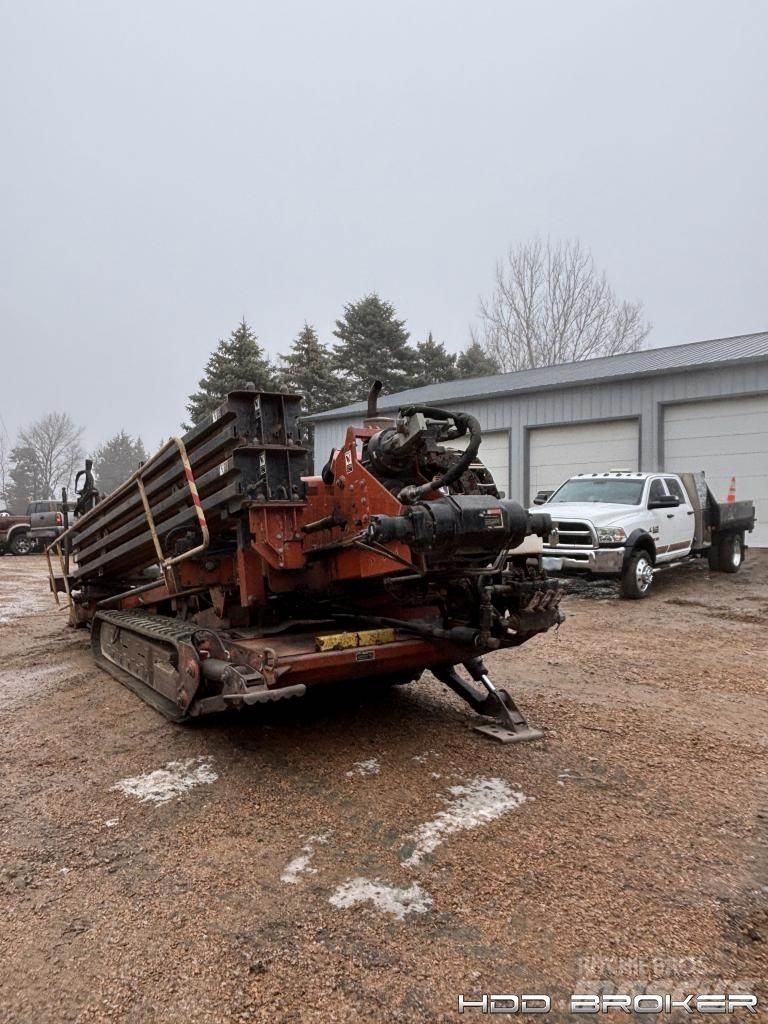 Ditch Witch JT4020 Oprema za vodoravno smerno vrtanje