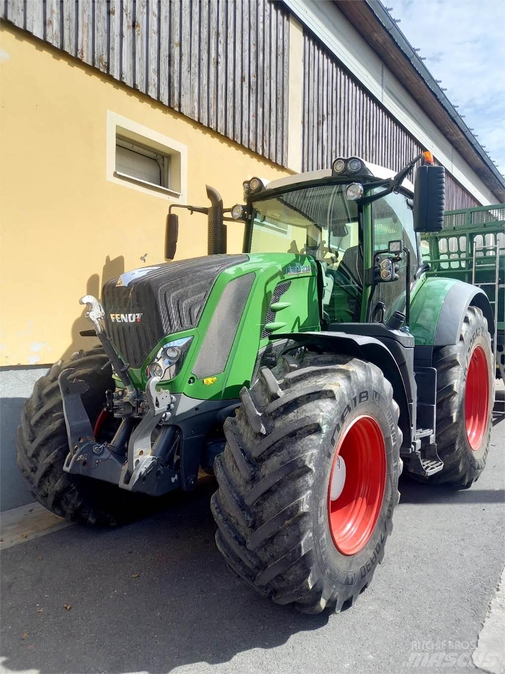 Fendt 828 Vario Profi Plus Vlečna vozila