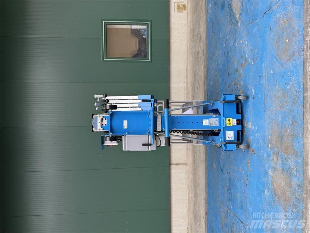 Genie AWP-25S AC Druga dvigala in dvižne ploščadi