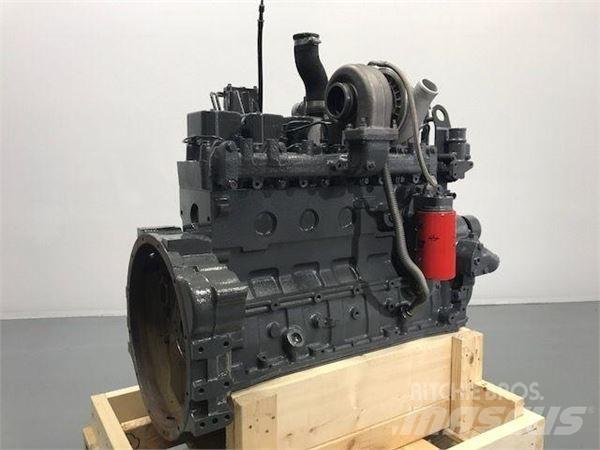 Komatsu SA6D102 Motorji