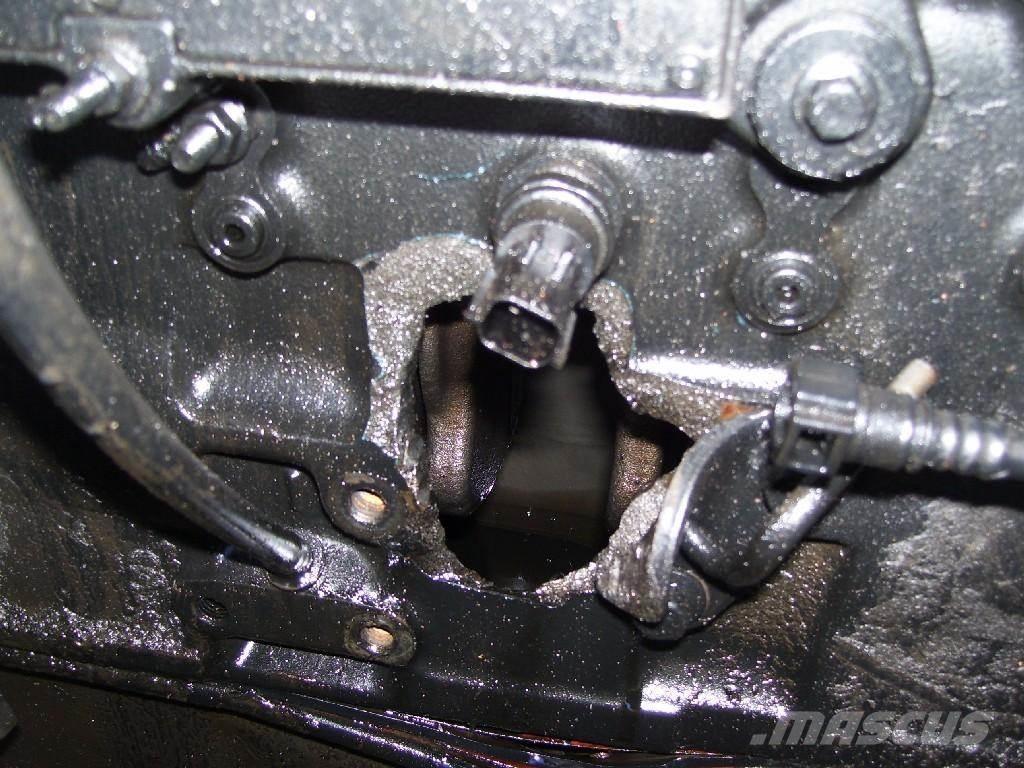 Komatsu SAA6D114E-3 Motorji