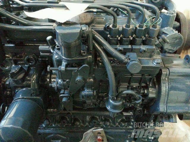 Kubota V3300 Motorji