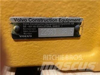Volvo G990 Menjalnik