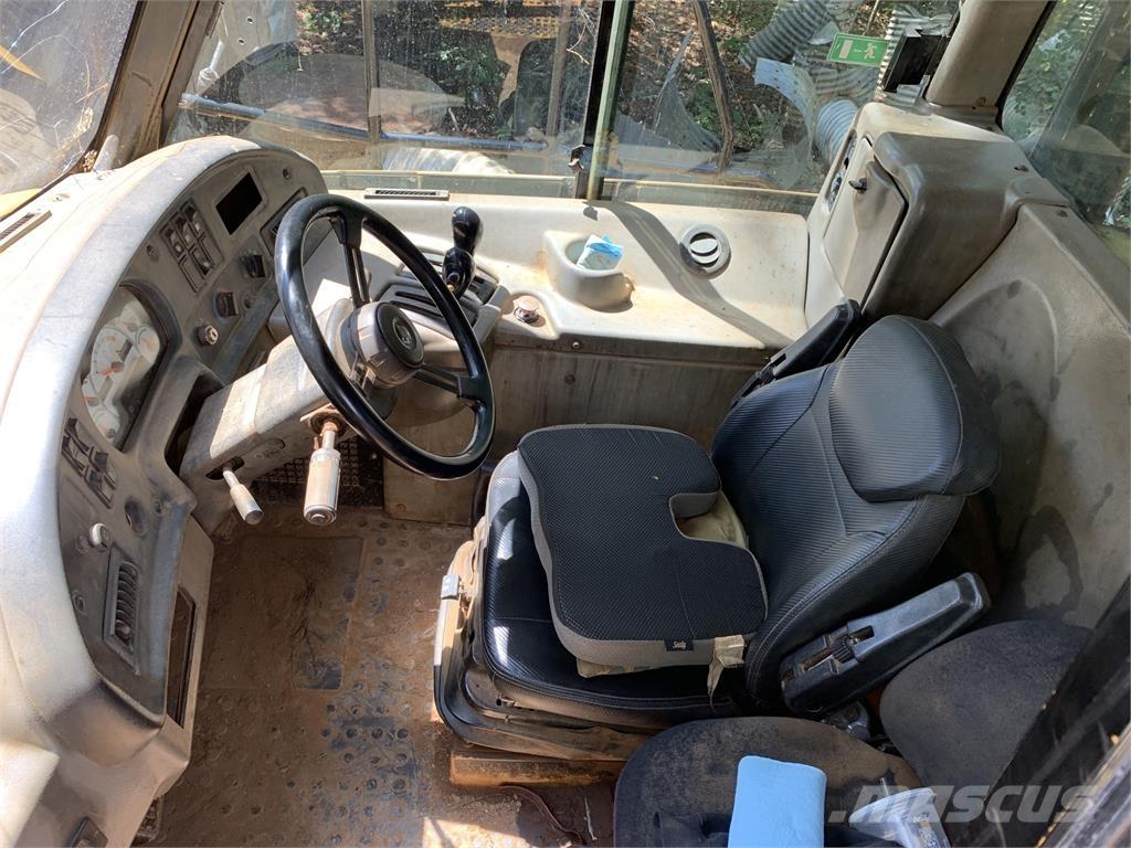 CAT 725 Gradbeništvo - drugo