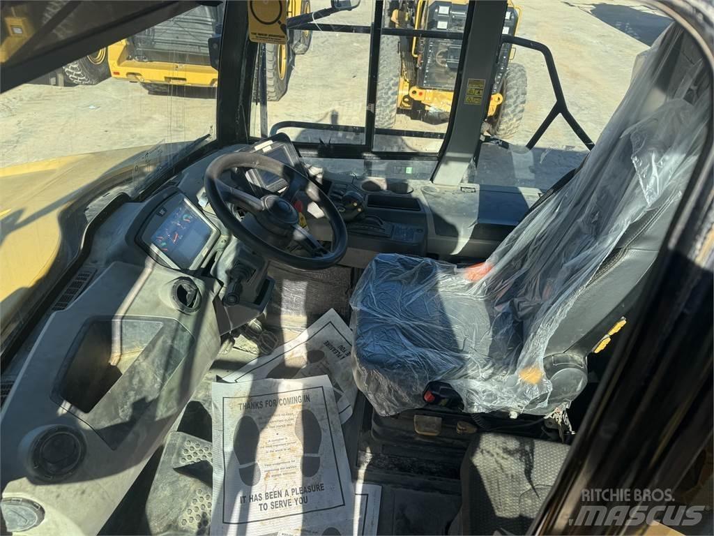 CAT 745 Zglobni demperji