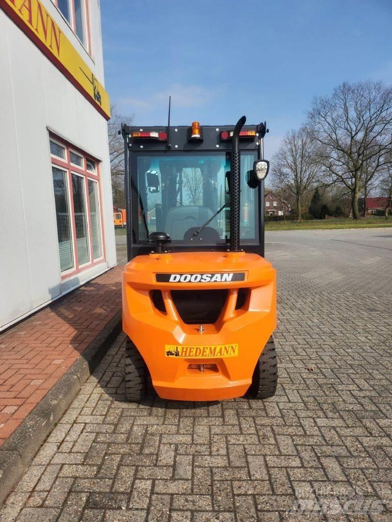 Doosan D30S-7 Dizelski viličarji
