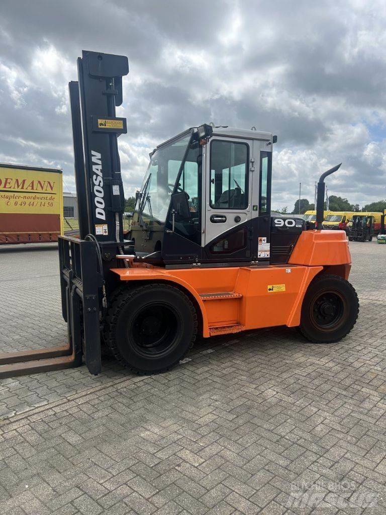 Doosan D90S-7 Dizelski viličarji