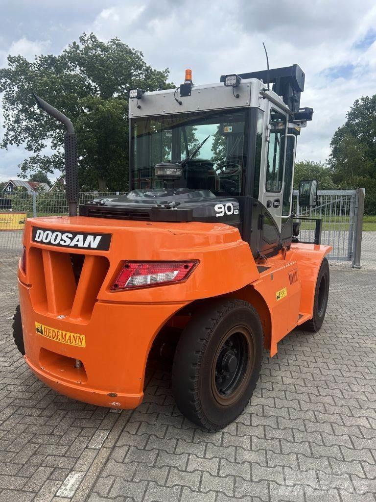 Doosan D90S-7 Dizelski viličarji
