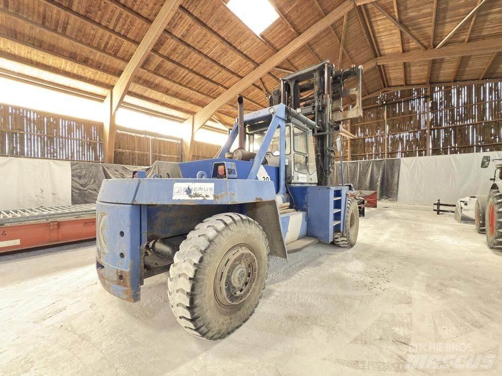 Kalmar DCD28-1200LB Dizelski viličarji