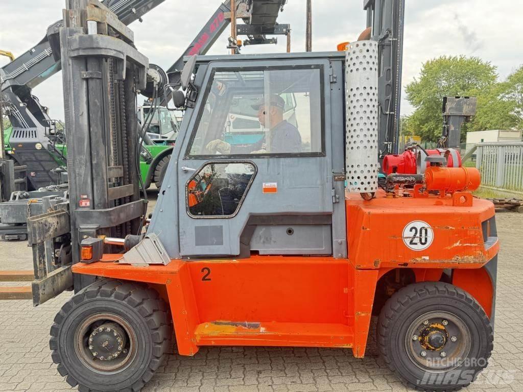 Komatsu FG60-5 Plinski viličarji