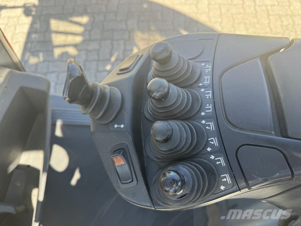 Linde H30D-02 Dizelski viličarji
