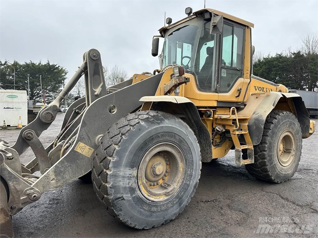 Volvo L110F Kolesni nakladalci