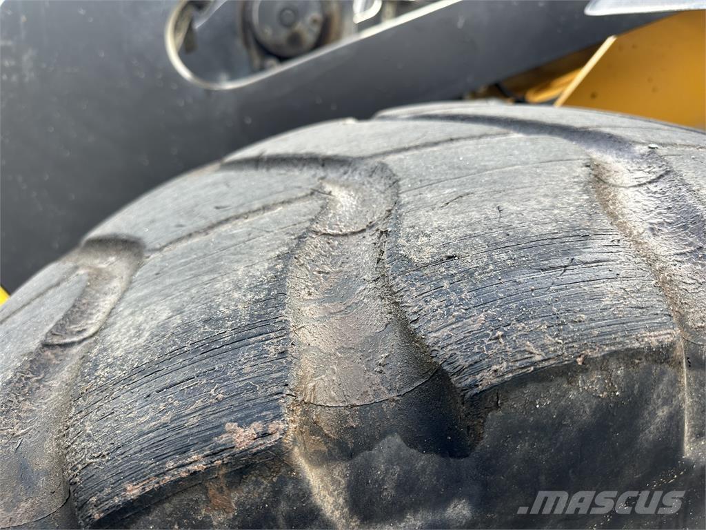 Volvo L70H Kolesni nakladalci