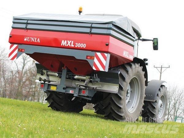 Unia MX 1000 Trosilniki gnoja