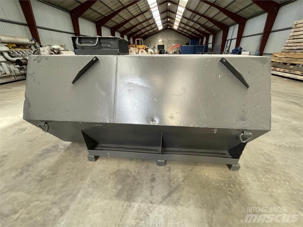  2000 ltr (ca) dieseltank Drugi deli