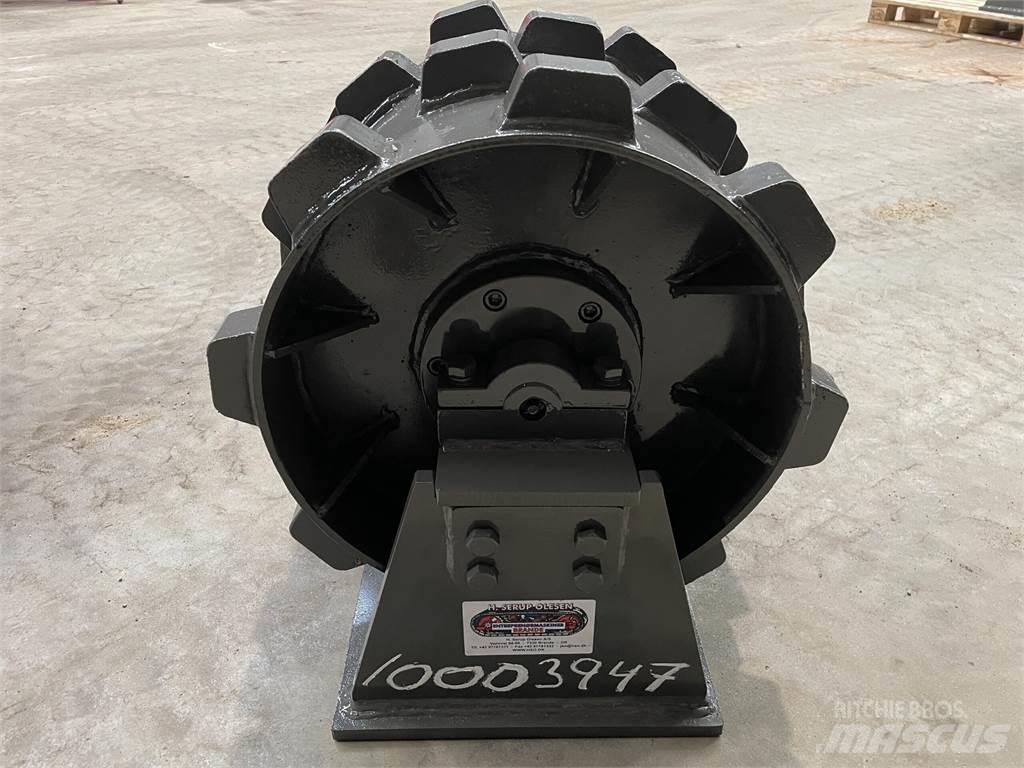  450 mm kompaktorhjul Kolesni valjarji s pnevmatikami