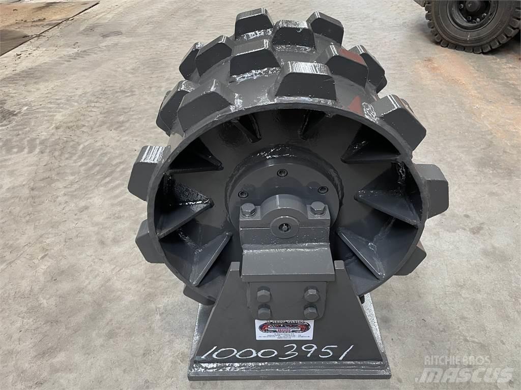  450 mm kompaktorhjul Kolesni valjarji s pnevmatikami