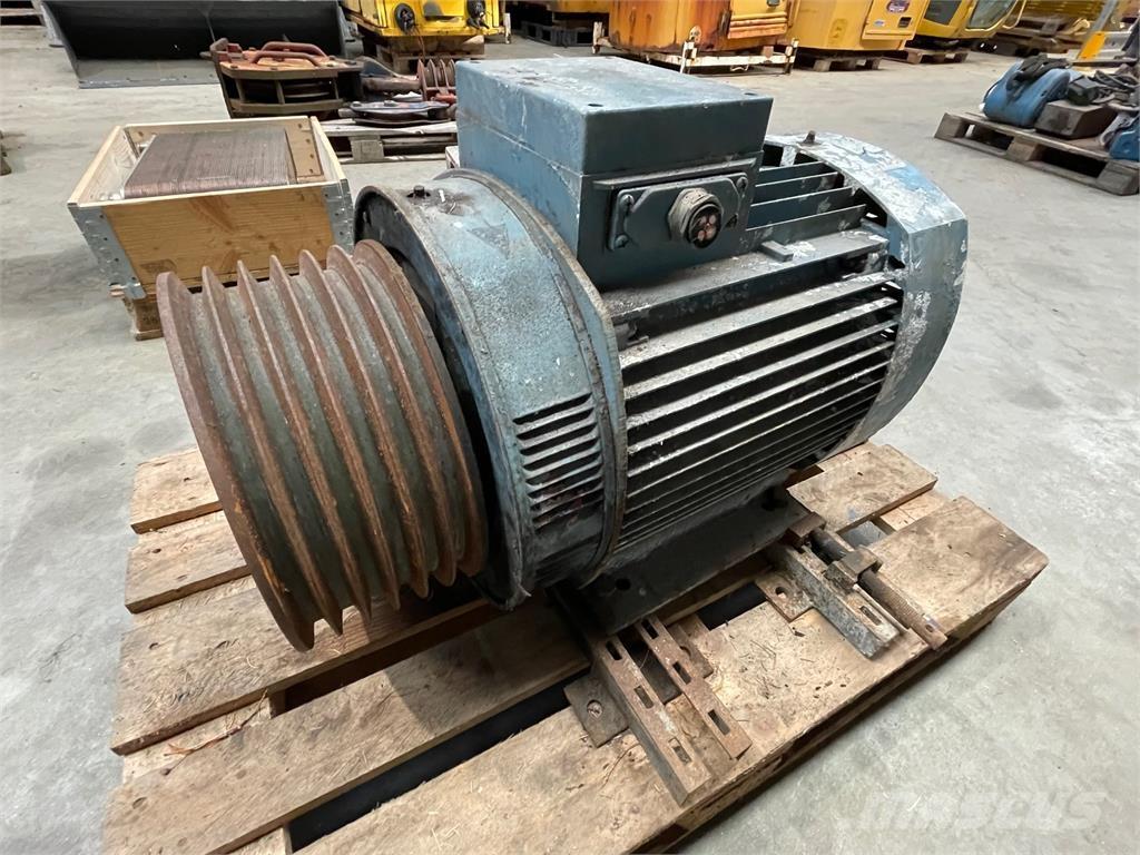  55 kw Asea MBG225M E-motor Motorji