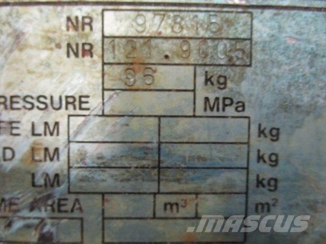  Asfaltskærer fabr. Volvo Drugi deli