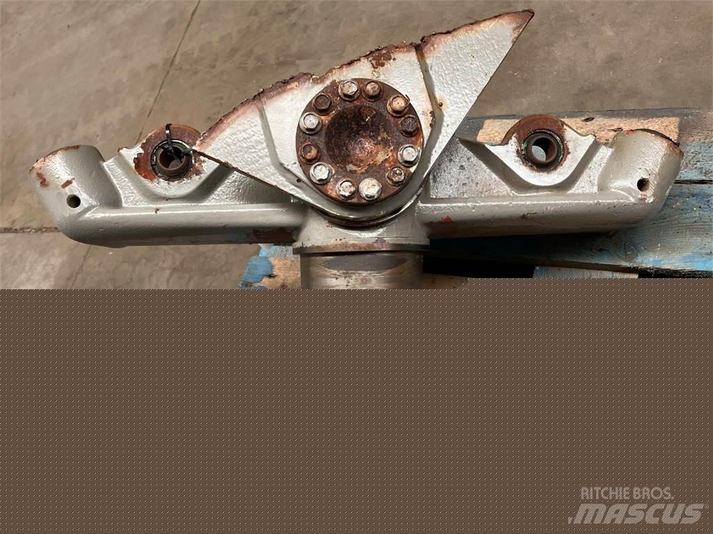 Atlas AR80 rammeled Drugi deli