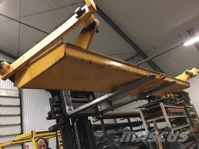  Bagsmæk ex. Volvo A25C 6x6 Drugi deli