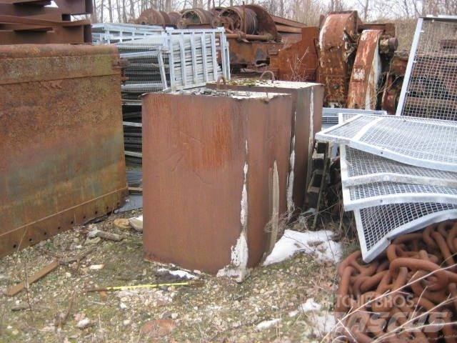  Ballastvægte 4 stk. - 2300 kg Rezervni deli in oprema za dvigala