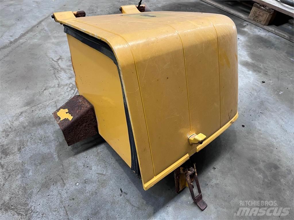  Batterikasse, Volvo L90E Drugi deli