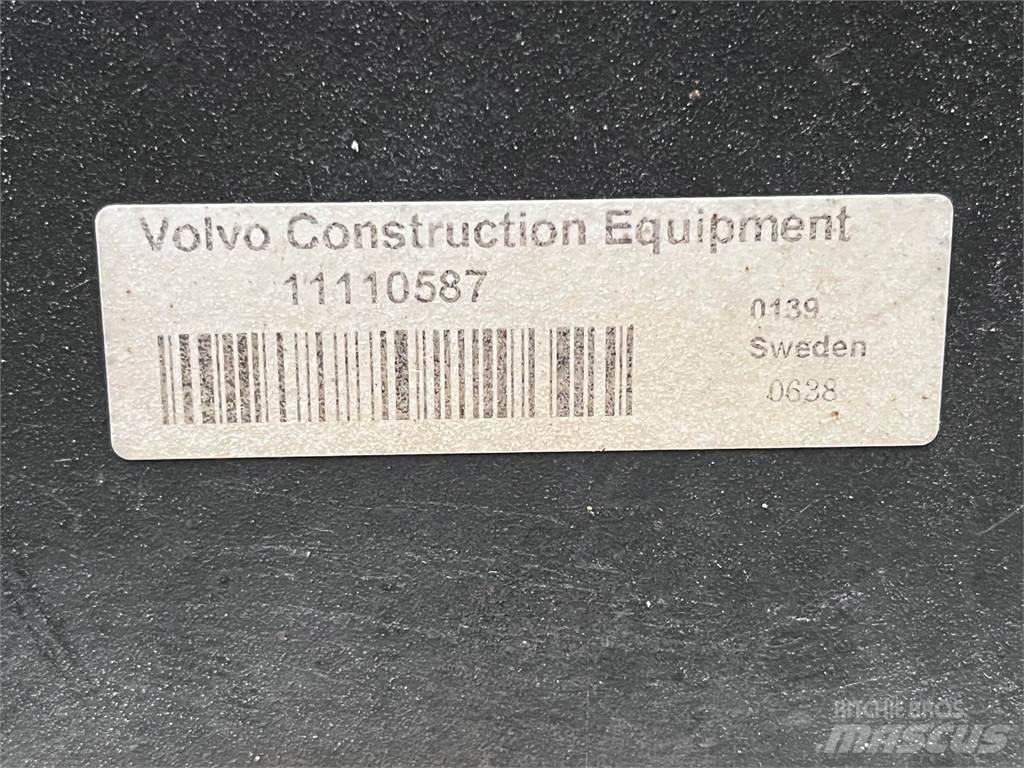  Blæser & køler, Volvo L90E Motorji