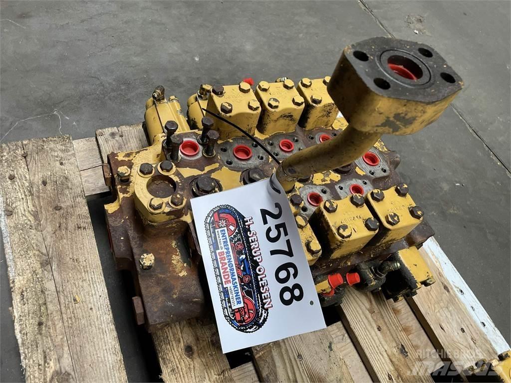 CAT 215LC hovedventilblok Hidravlika