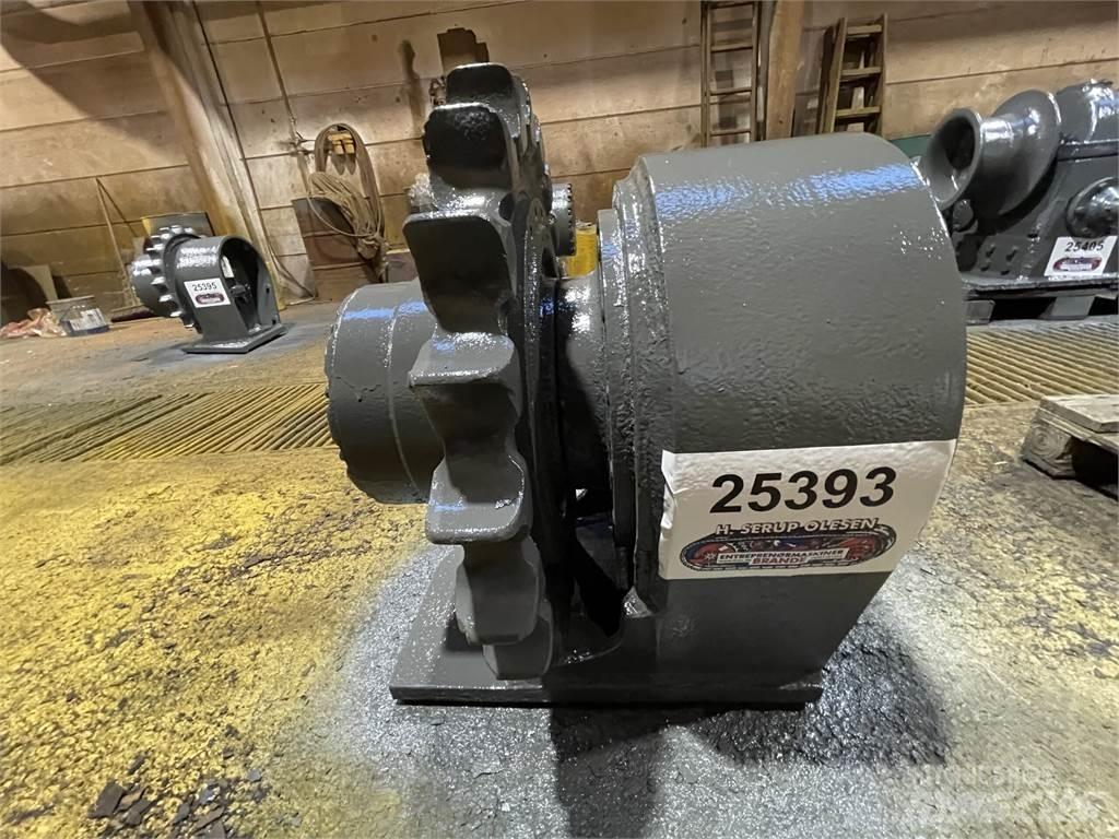 CAT 318BL Køregear Menjalnik