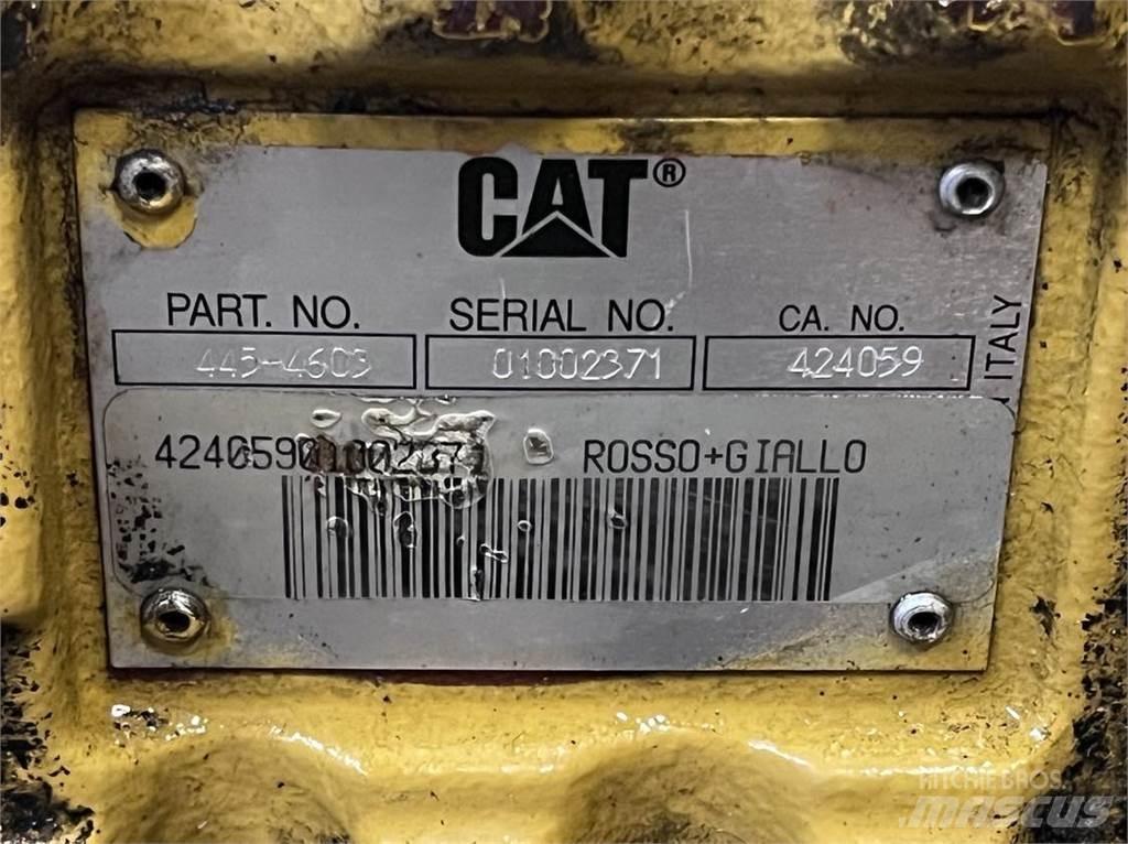 CAT 908M, Frontaksel Osi