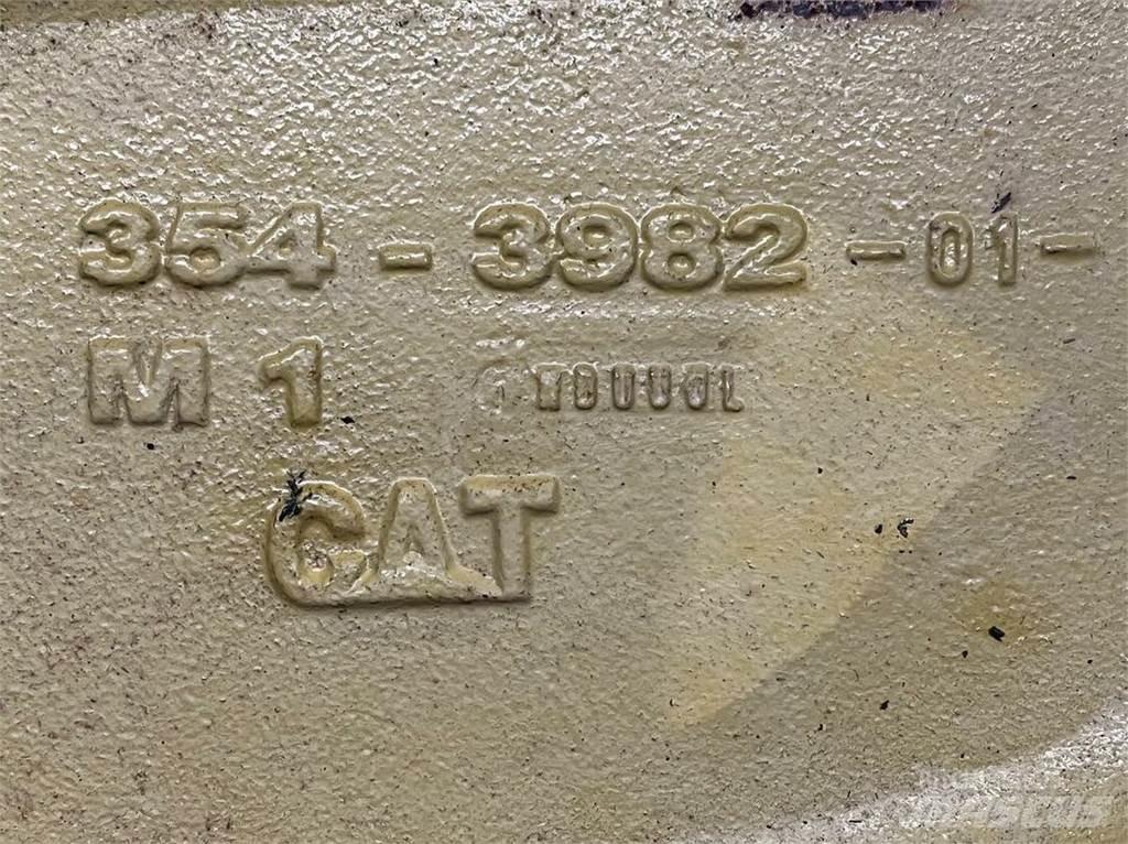 CAT 908M Link Arm 354-3982 Drugi deli