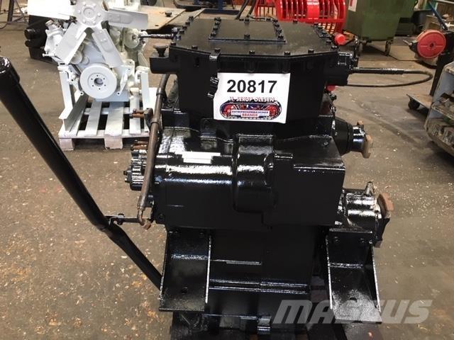 CAT Challenger 65C Gearbox Menjalnik