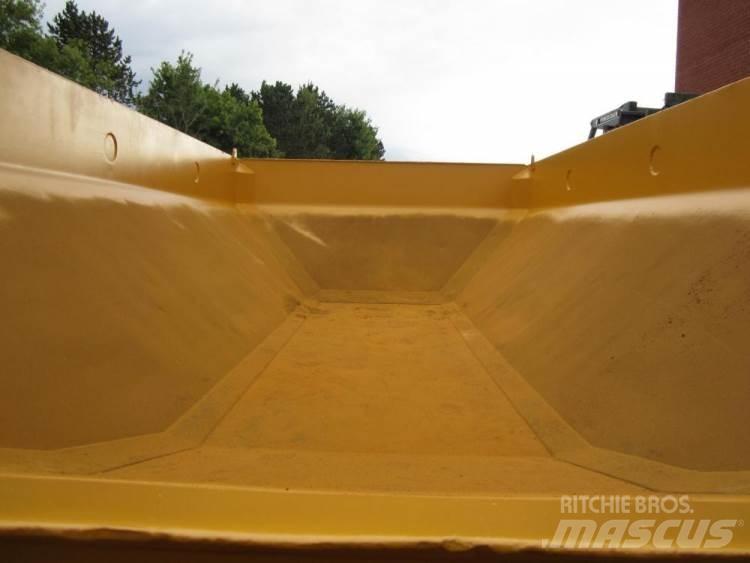 CAT D350D dumperkasse, brugt Ne cestni demperji