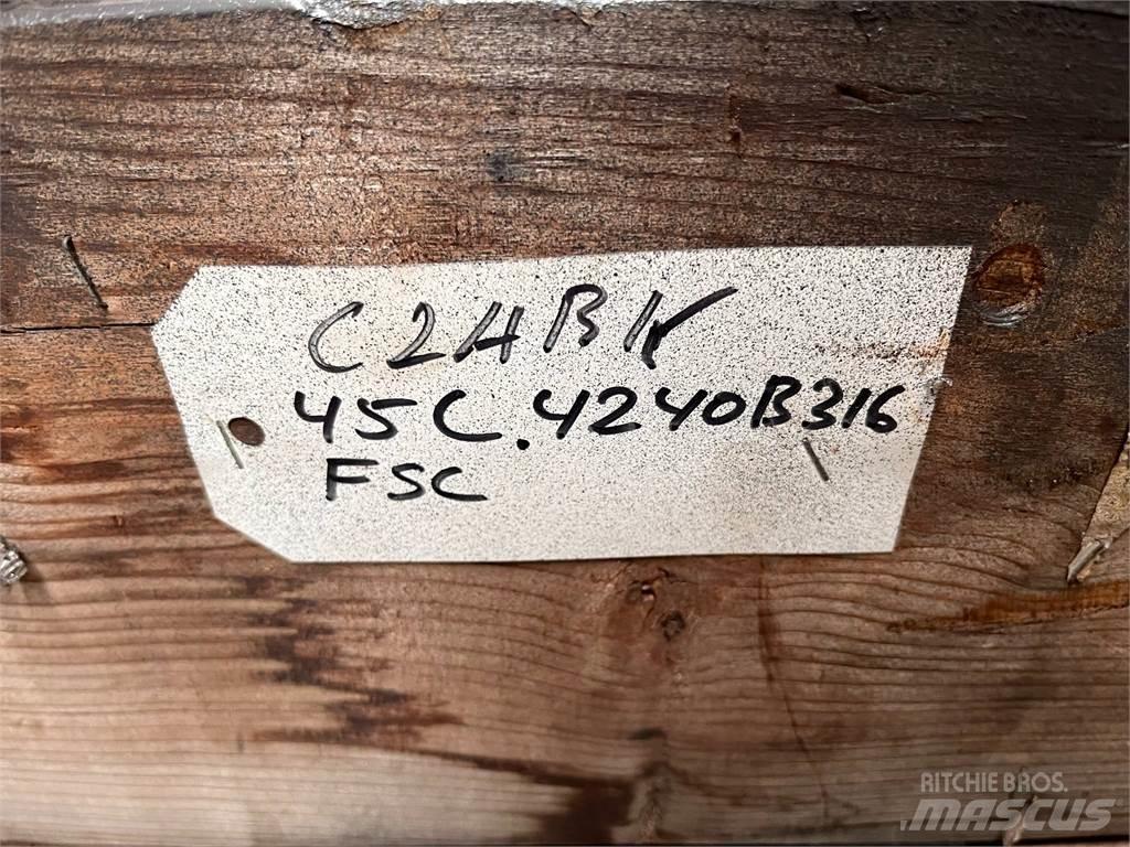 Clark 45C transmission Menjalnik