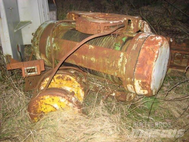 Demag 15 ton Tovorna dvigala, vitli in dvigala za material