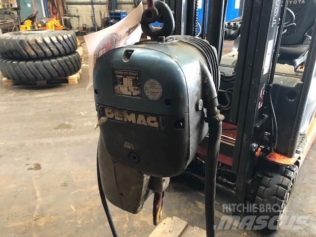 Demag el-talje type PK2N-F Rezervni deli in oprema za dvigala