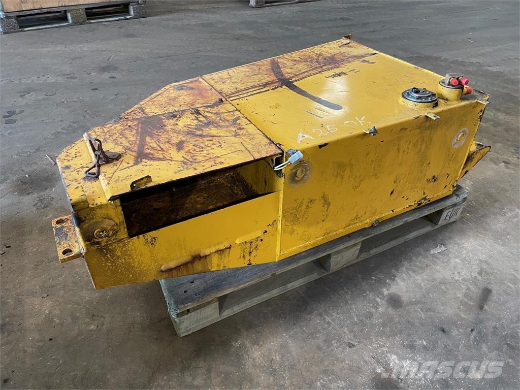  Dieseltank ex. Volvo A25 Drugi deli