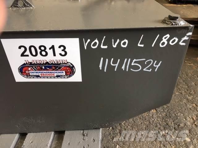 Dieseltank ex. Volvo L180E Drugi deli
