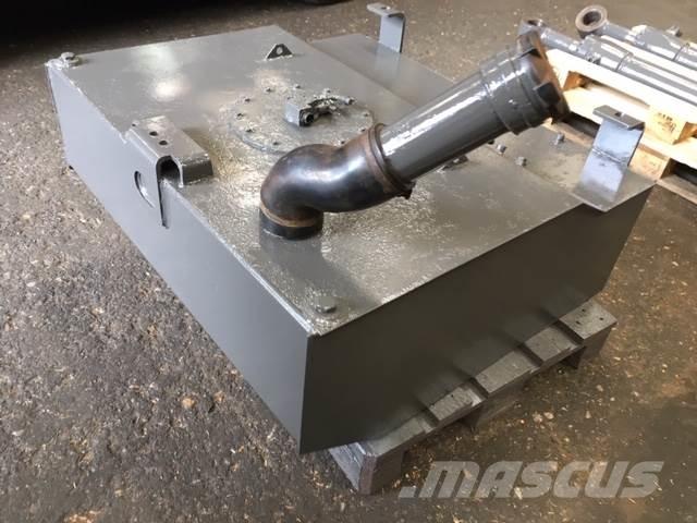  Dieseltank ex. Volvo L180E Drugi deli