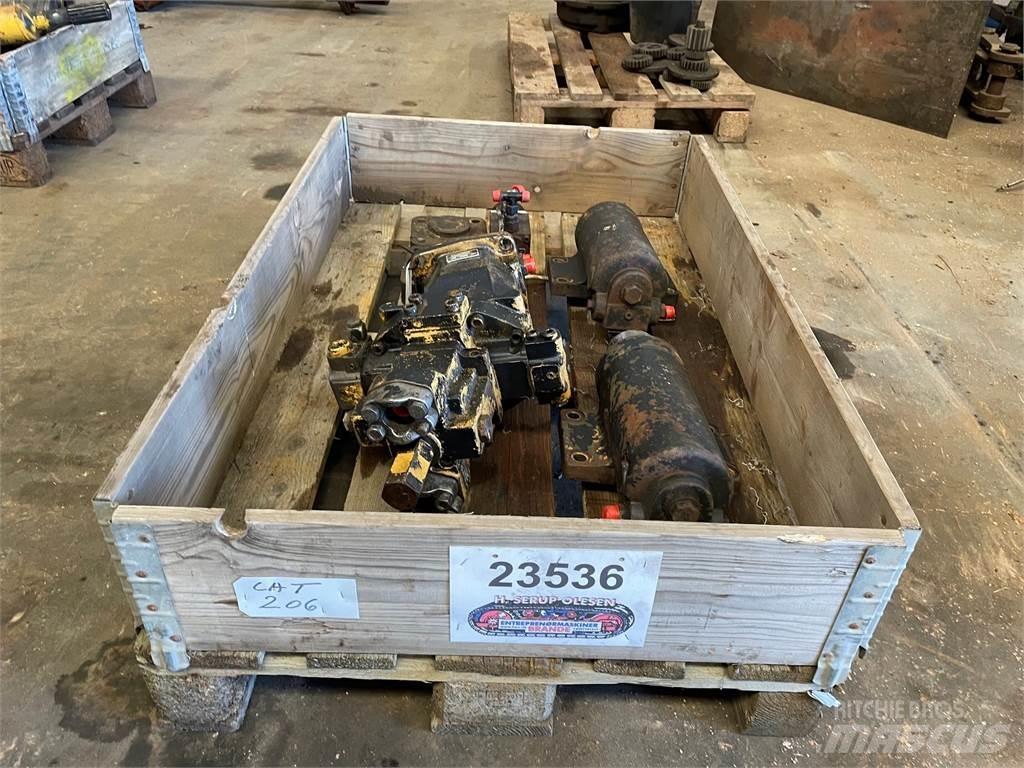  Diverse dele ex. Cat 206 Hidravlika