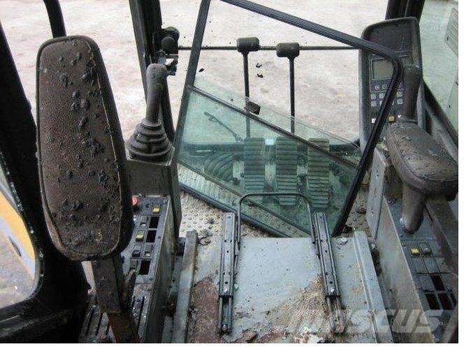  Førerhus ex. Volvo EC340 Drugi deli