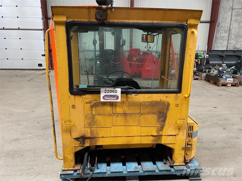  Førerhus ex. Volvo L90B Drugi deli